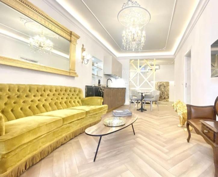 New Exquisite Cozy Baroque Apartment Portuguese Soul 2P Apartment *